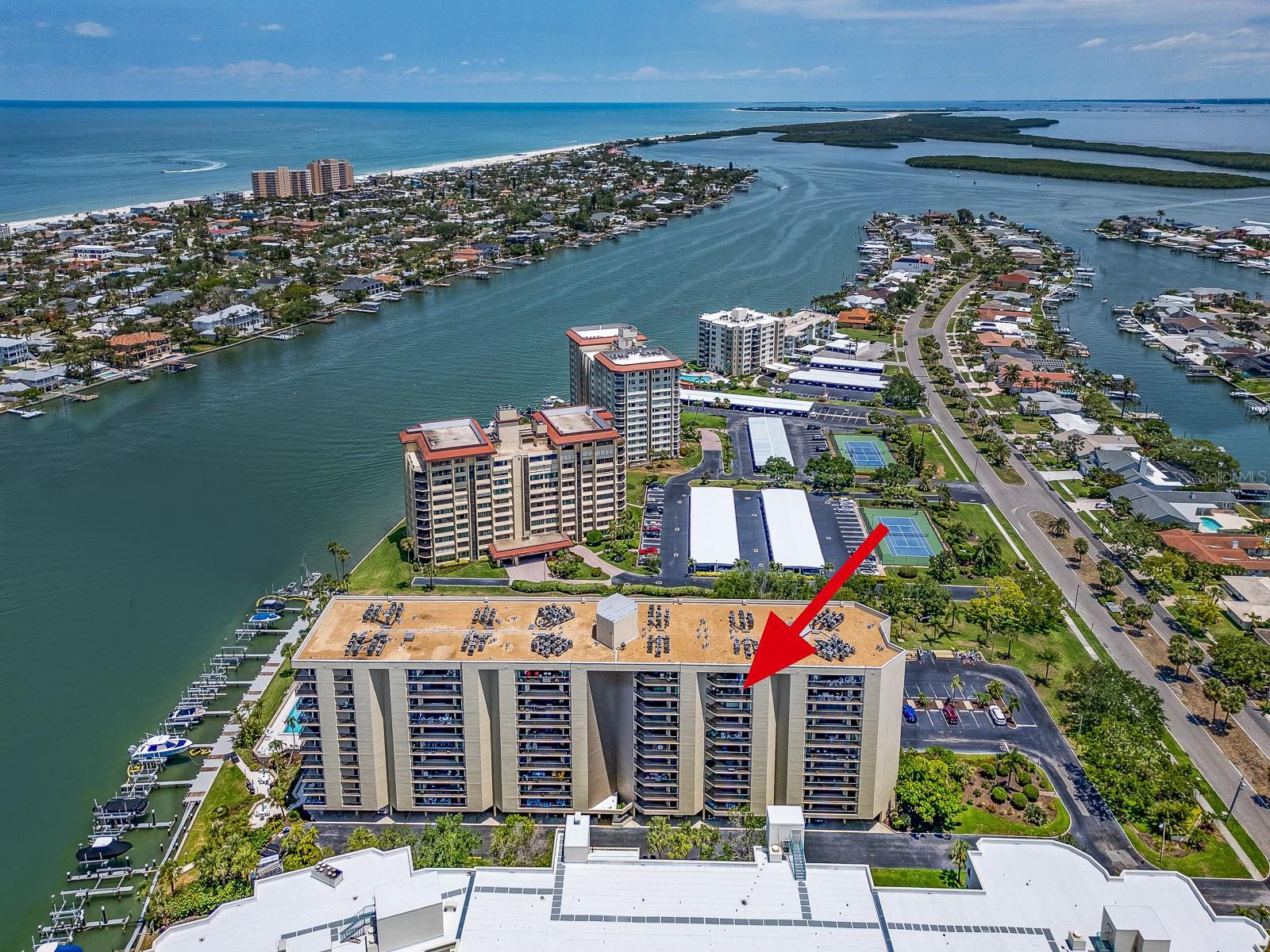 ISLAND WALK CONDO - Residential Lease
