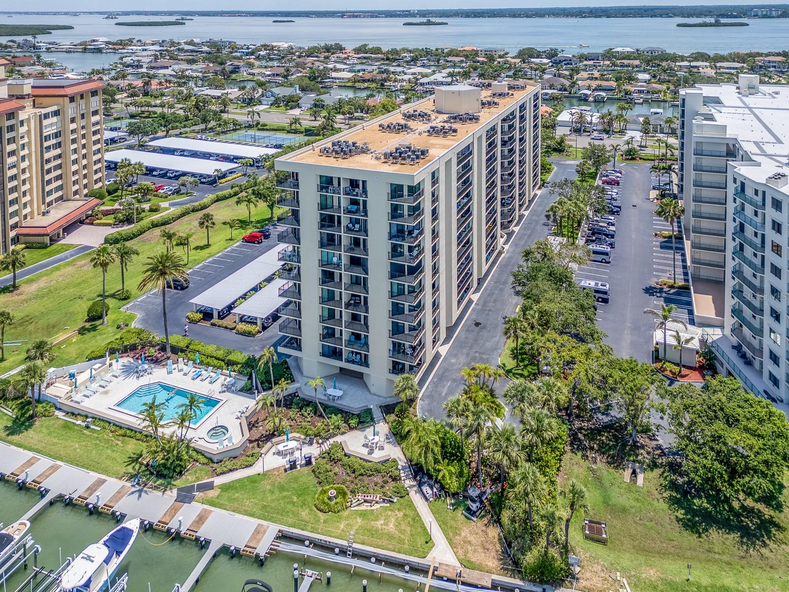 ISLAND WALK CONDO - Residential Lease
