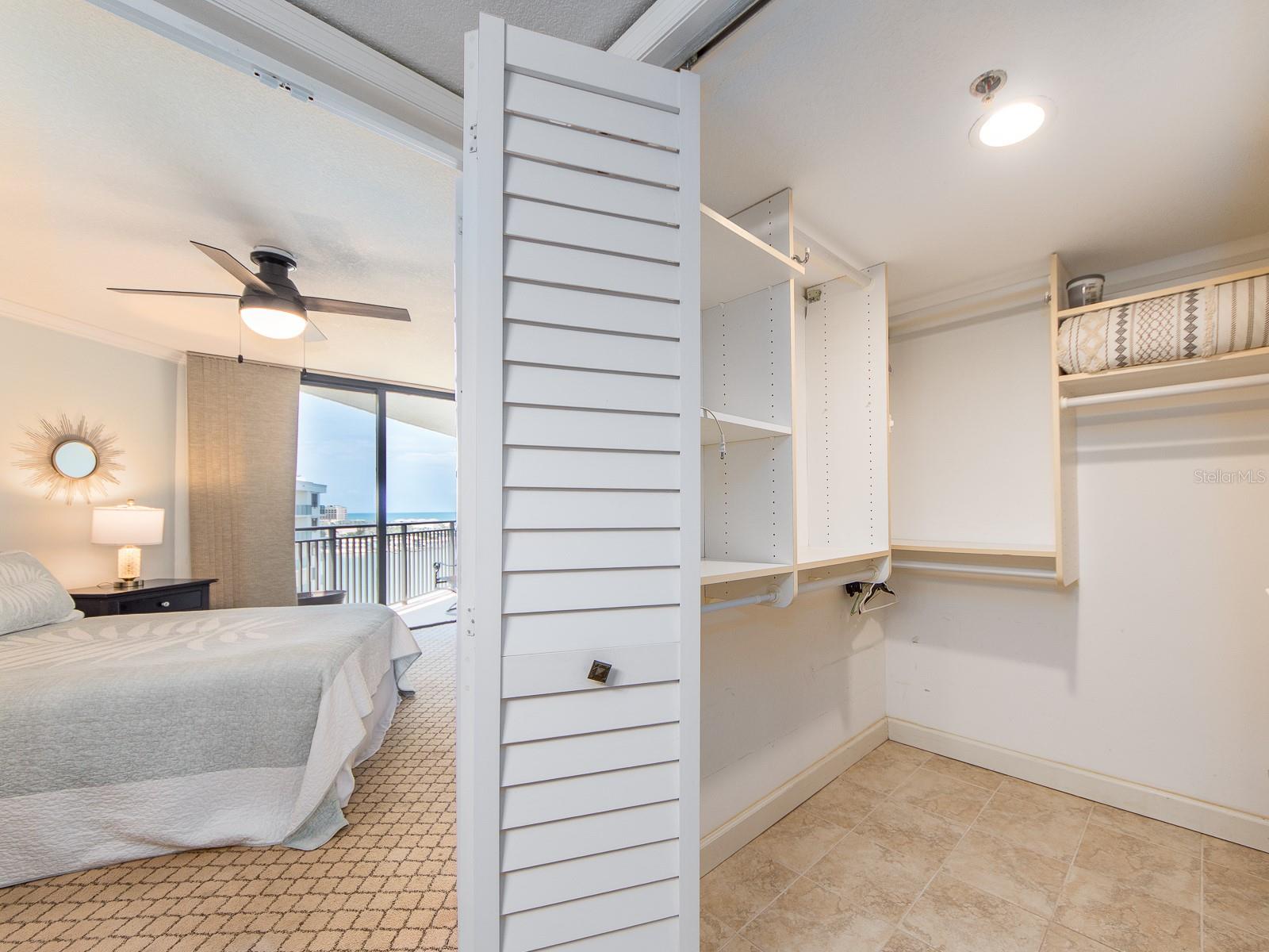 ISLAND WALK CONDO - Residential Lease
