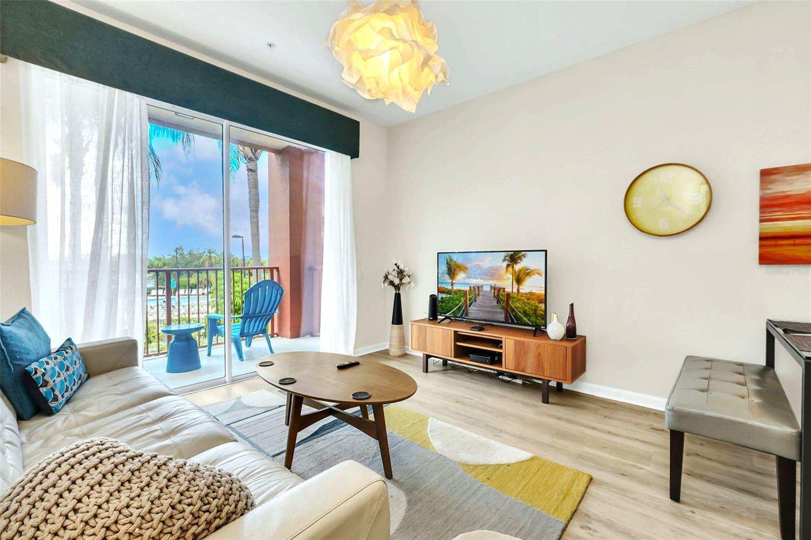 VISTA CAY AT HARBOR SQUARE CONDOMINIUM - Residential