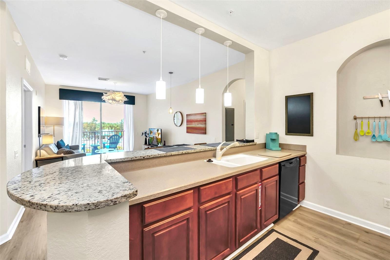 VISTA CAY AT HARBOR SQUARE CONDOMINIUM - Residential