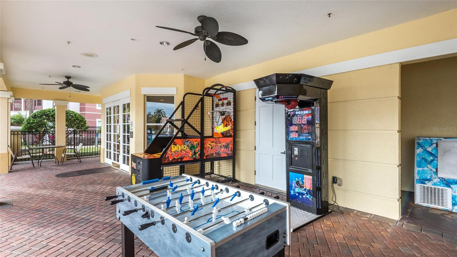 VISTA CAY AT HARBOR SQUARE CONDOMINIUM - Residential