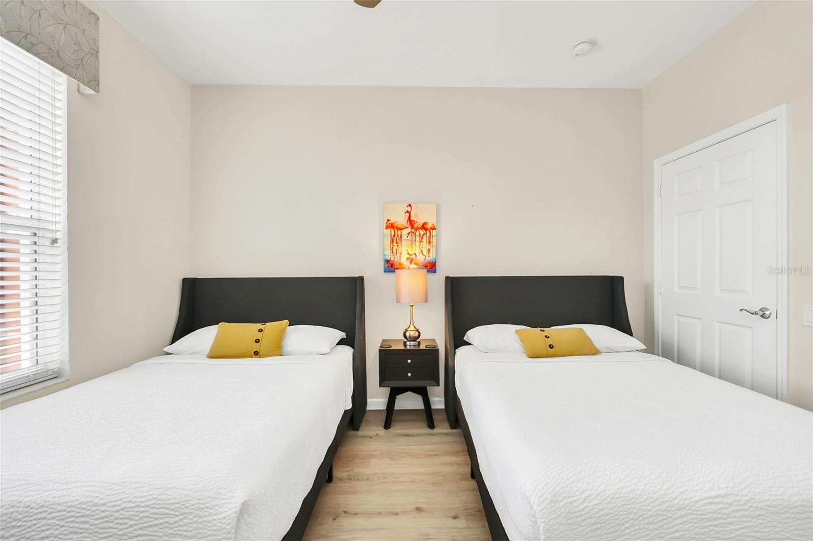 VISTA CAY AT HARBOR SQUARE CONDOMINIUM - Residential