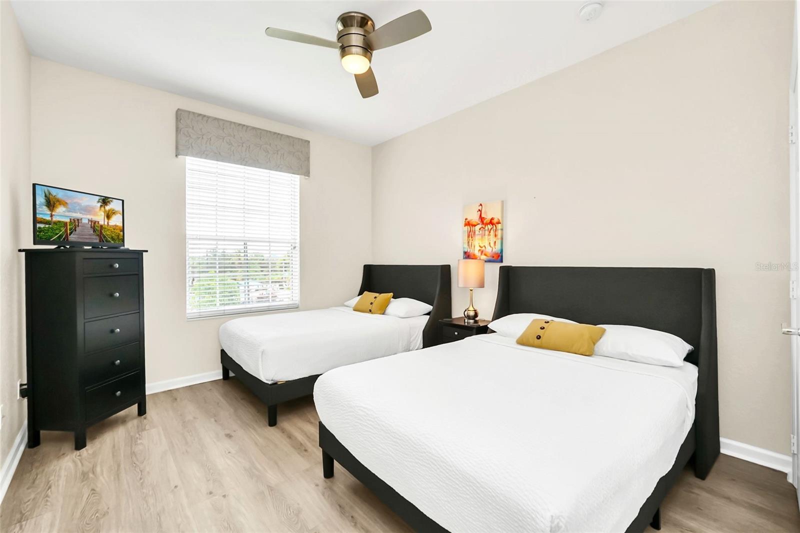 VISTA CAY AT HARBOR SQUARE CONDOMINIUM - Residential