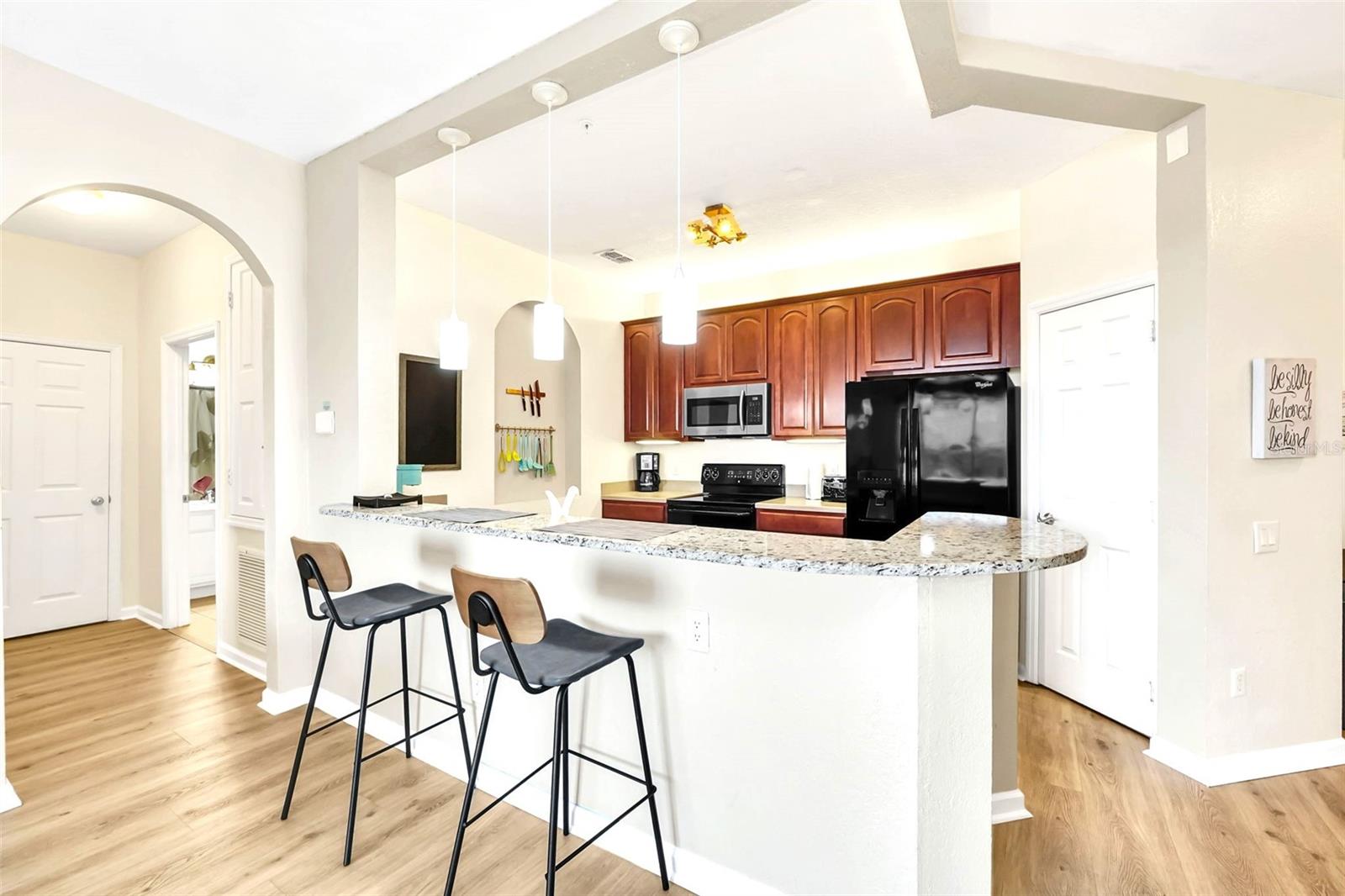 VISTA CAY AT HARBOR SQUARE CONDOMINIUM - Residential