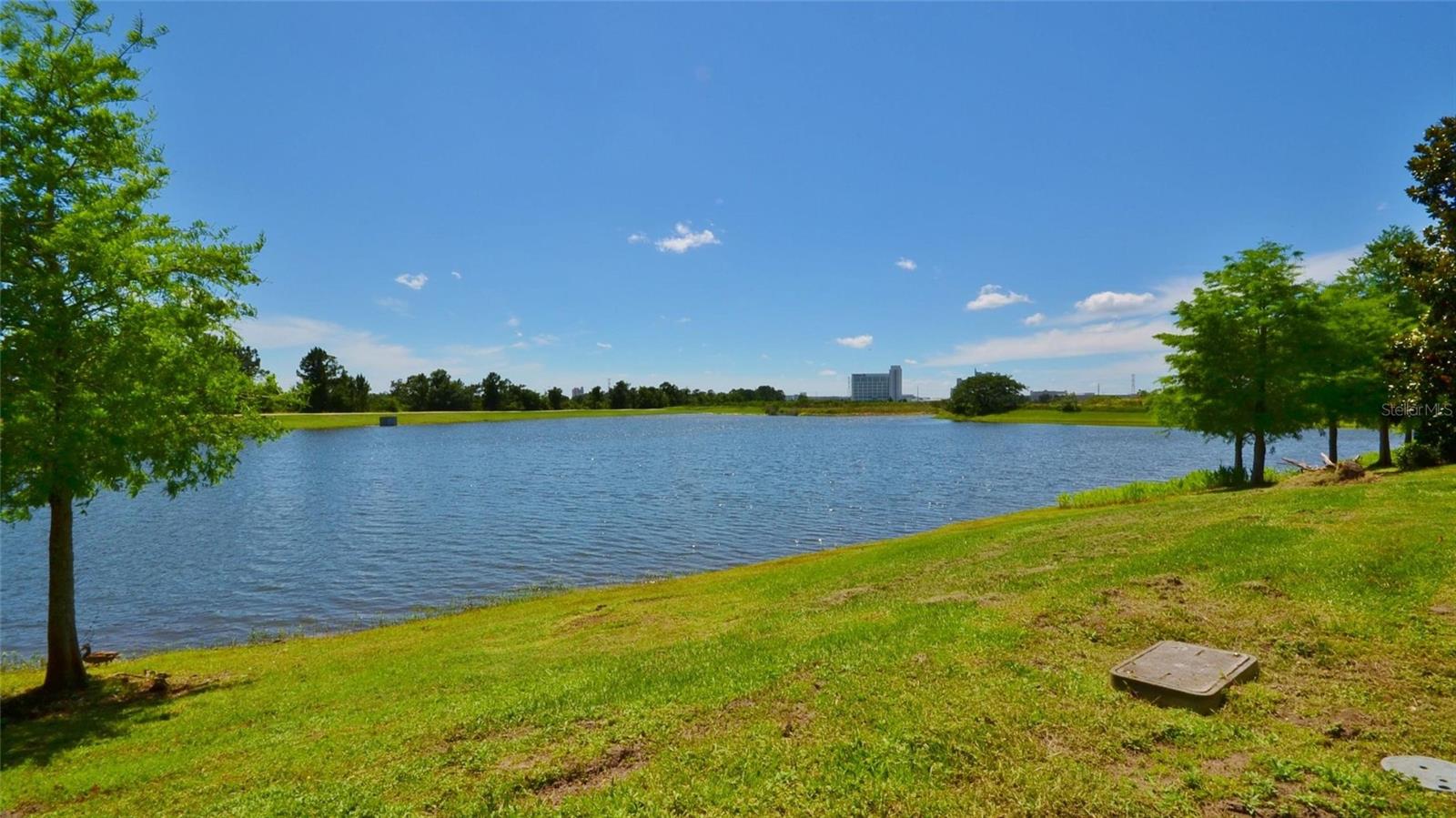 VISTA CAY AT HARBOR SQUARE CONDOMINIUM - Residential