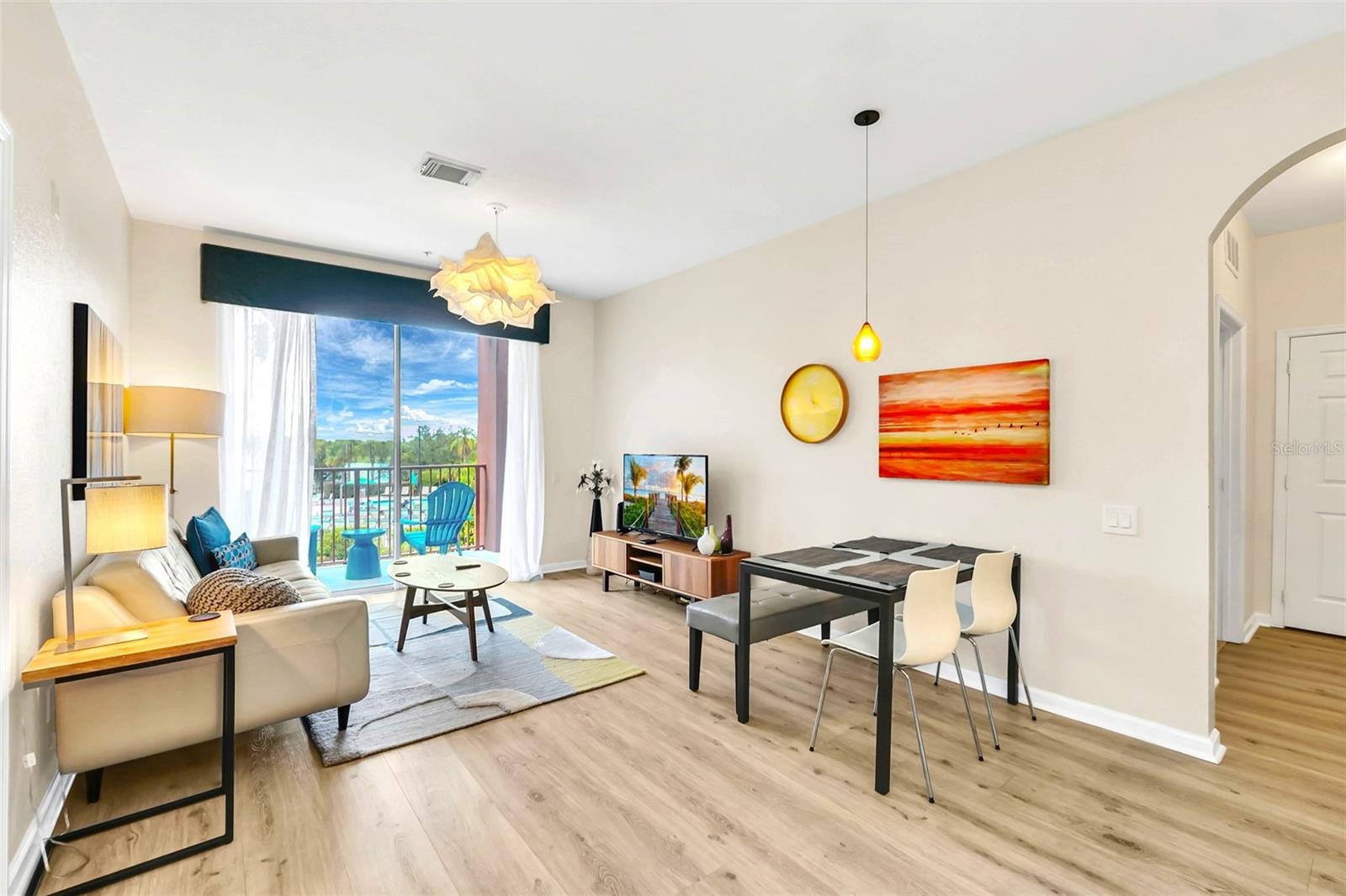 VISTA CAY AT HARBOR SQUARE CONDOMINIUM - Residential