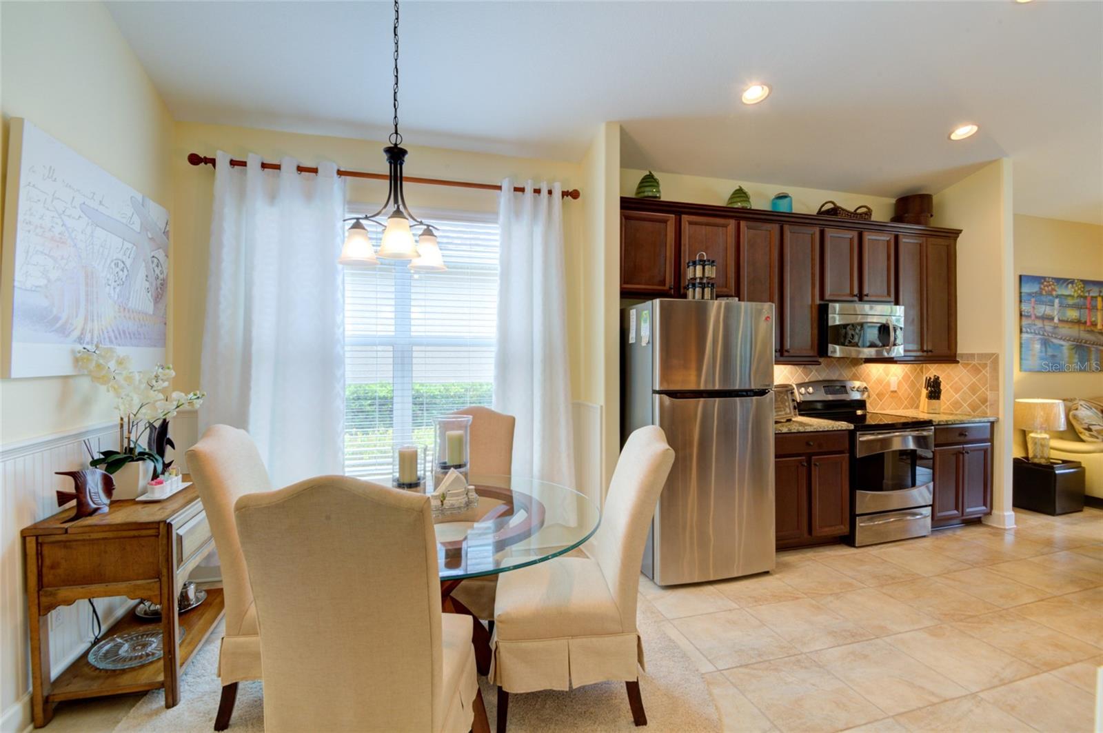 VERONA RESERVE - Residential