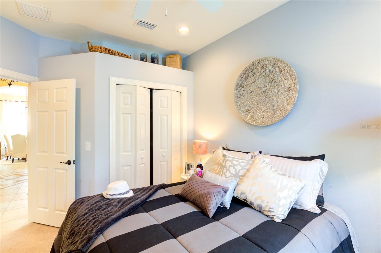 VERONA RESERVE - Residential