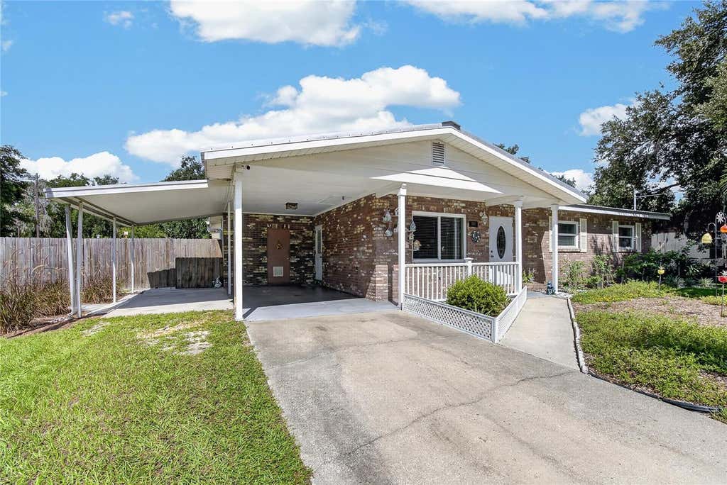 Photo of 2801 Blain Acres Road, Plant City, FL 33563 (MLS # TB8540299)