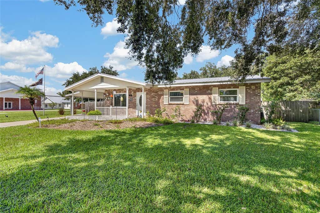 Photo of 2801 Blain Acres Road, Plant City, FL 33563 (MLS # TB8540299)