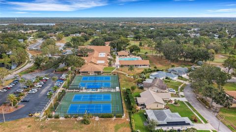 A home in PALM HARBOR