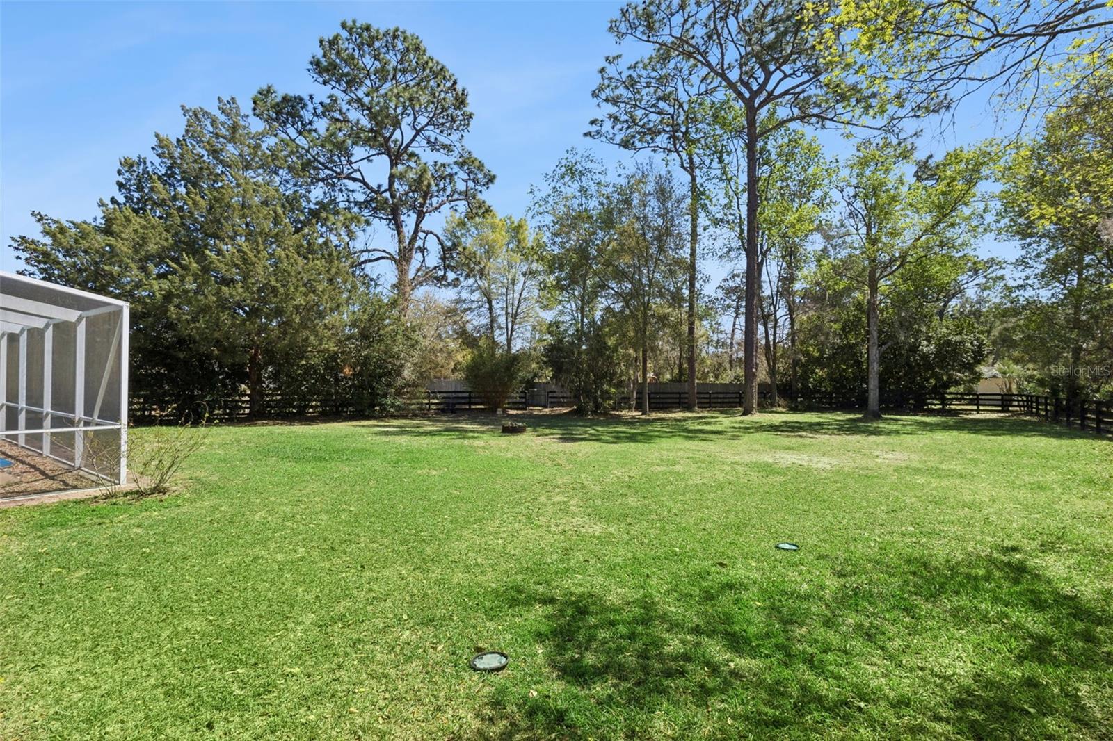 SILVER MDWS - Residential