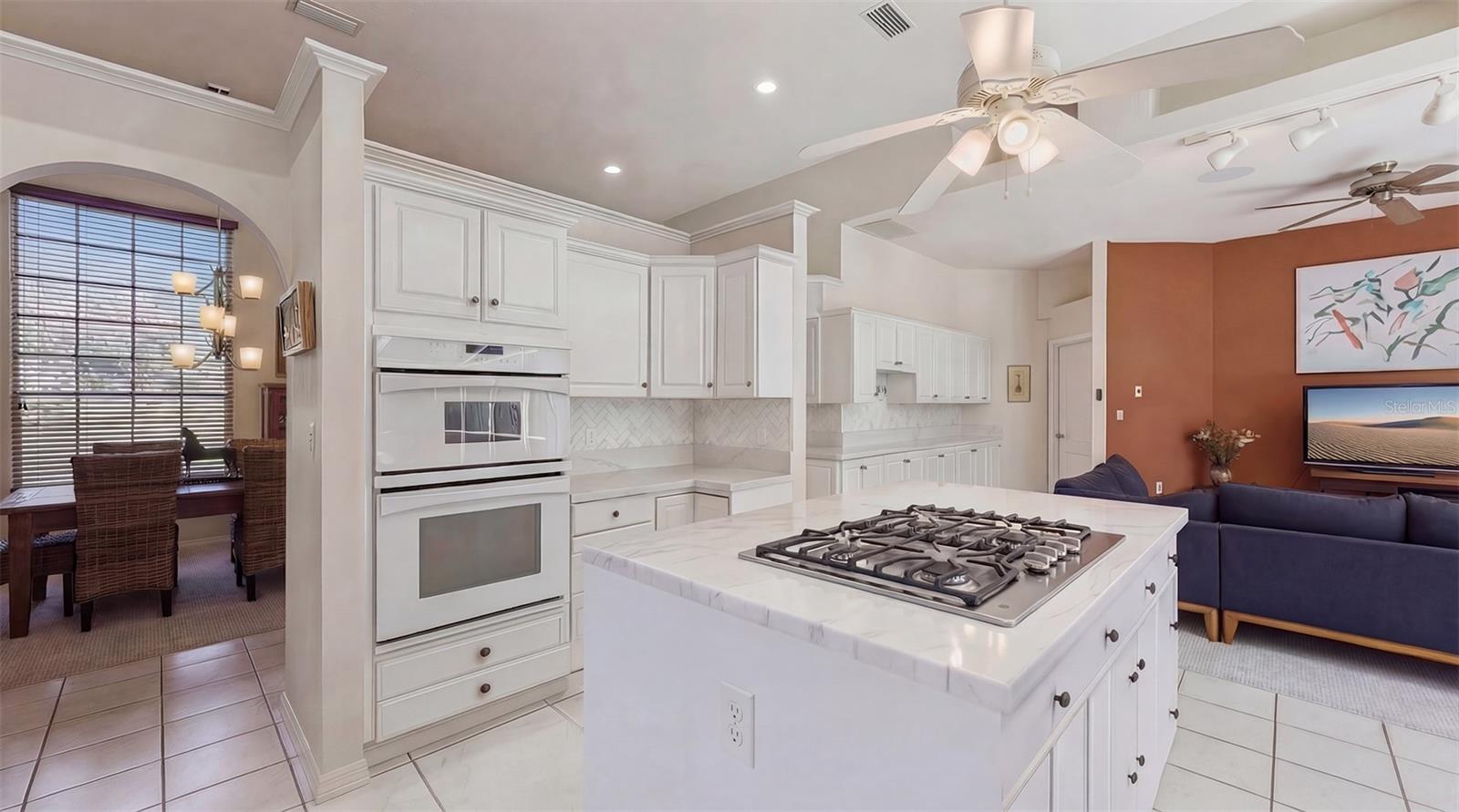 SILVER MDWS - Residential