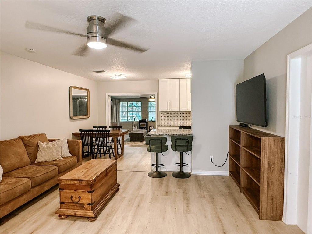 Photo of 7413 Lakeshore Drive, Tampa, FL 33604 (MLS # G5117951)