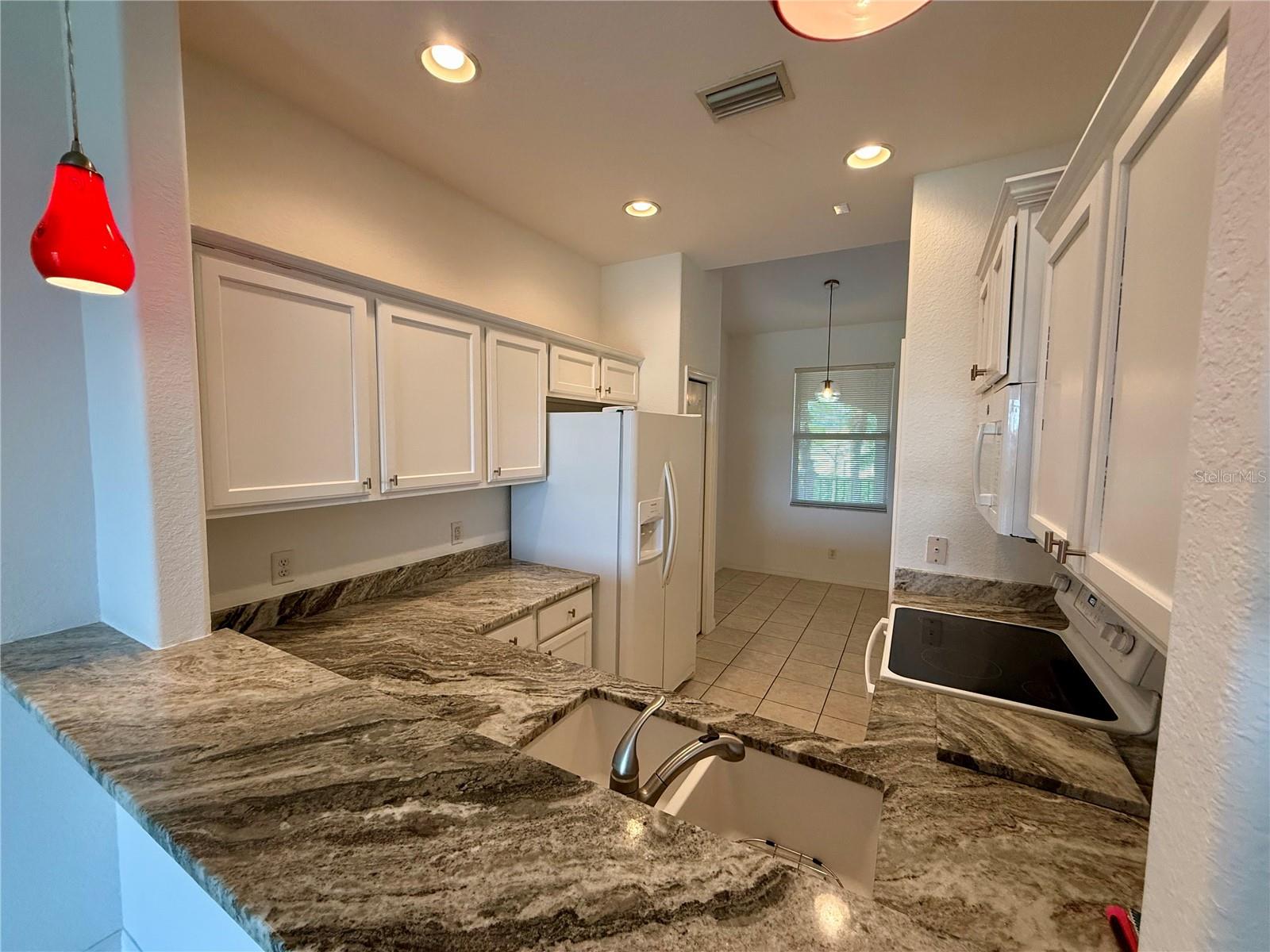 STONE HARBOUR I - Residential Lease