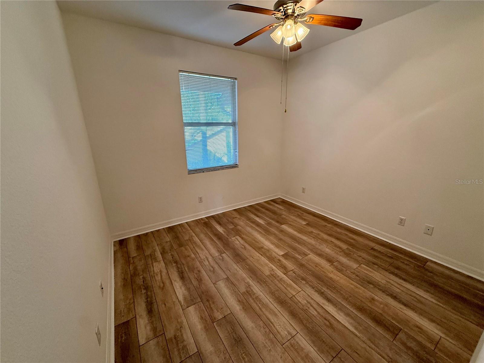 STONE HARBOUR I - Residential Lease