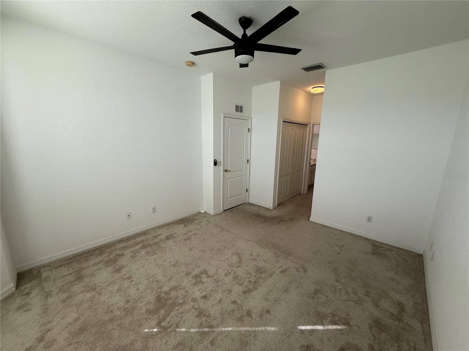 STONE HARBOUR I - Residential Lease