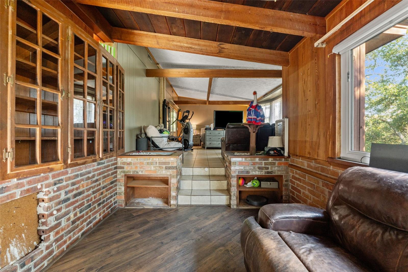 CAMELOT - Residential