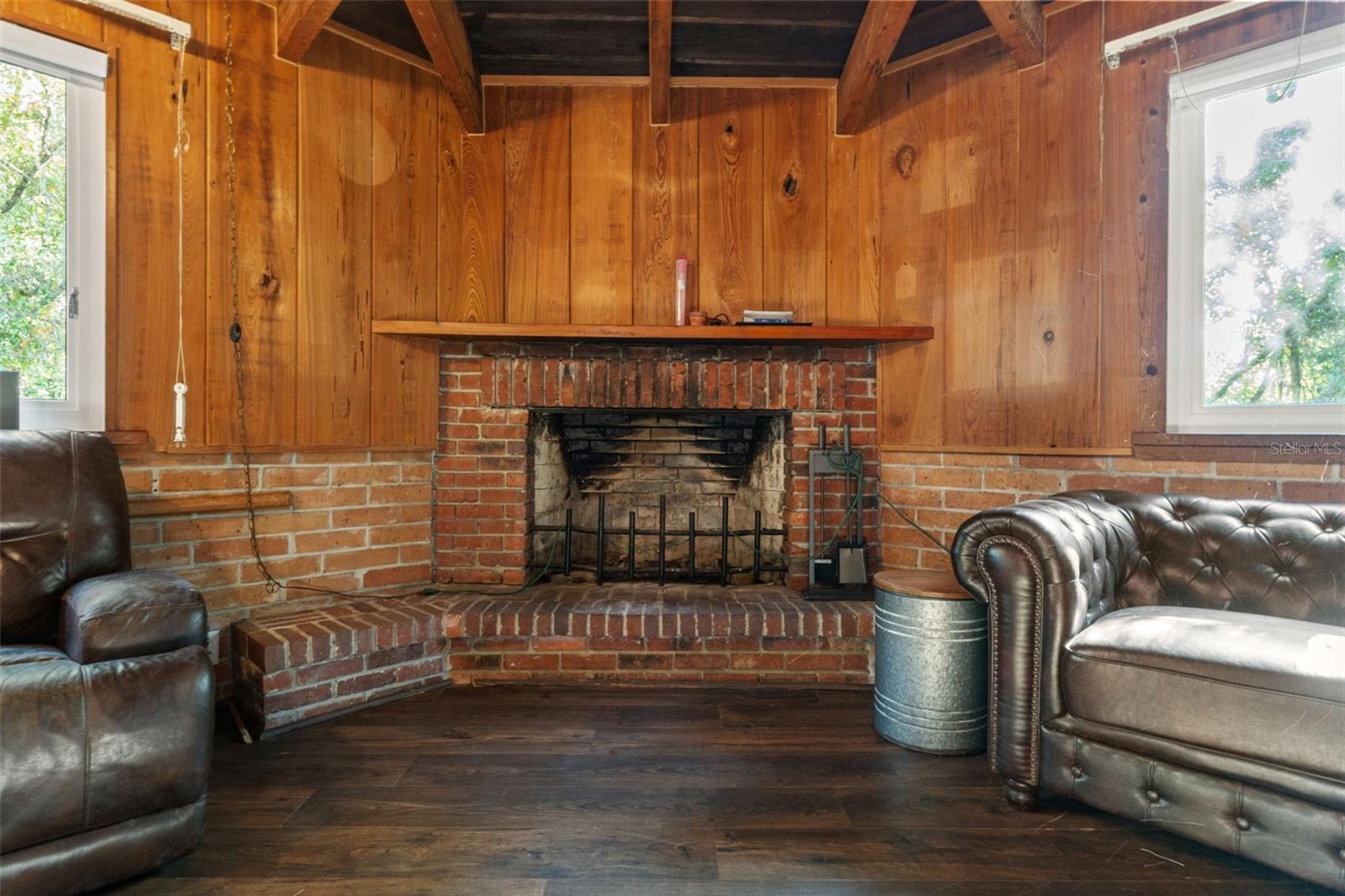 CAMELOT - Residential