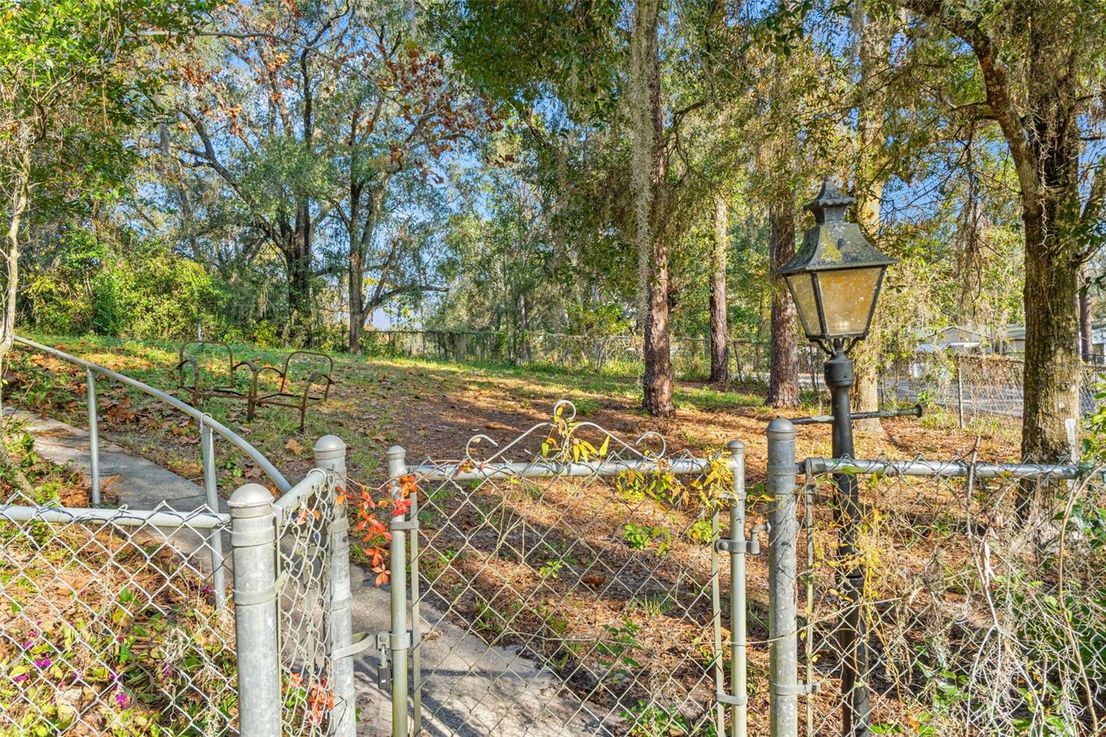 CAMELOT - Residential