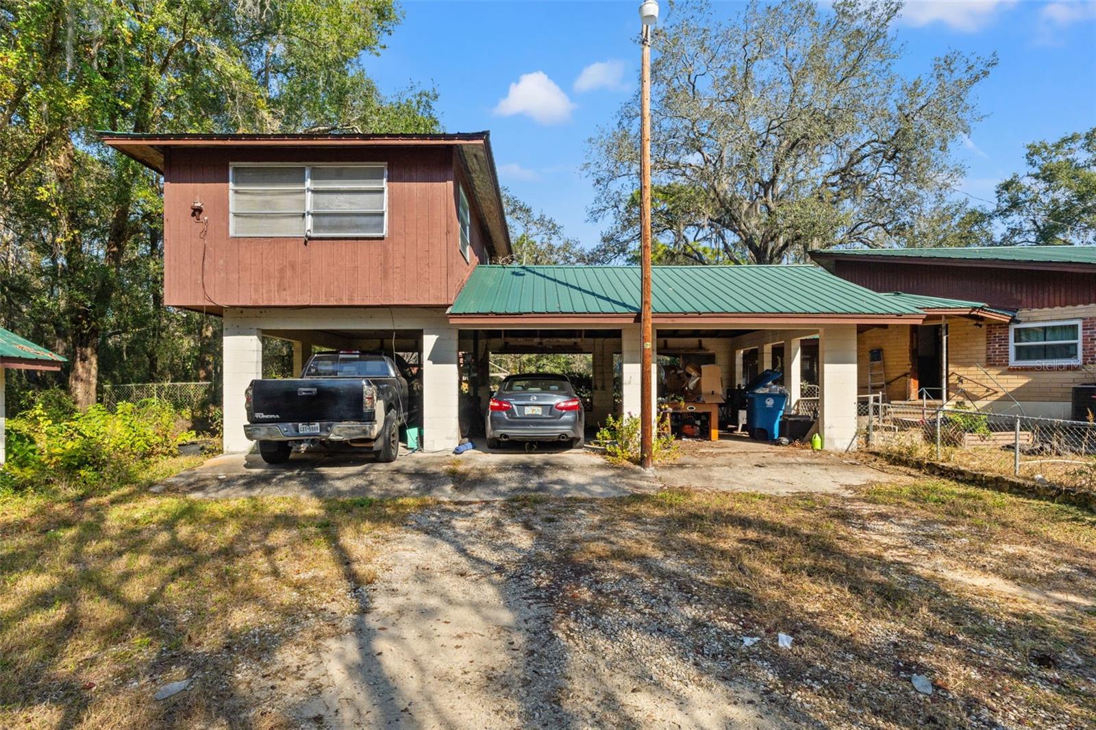 CAMELOT - Residential