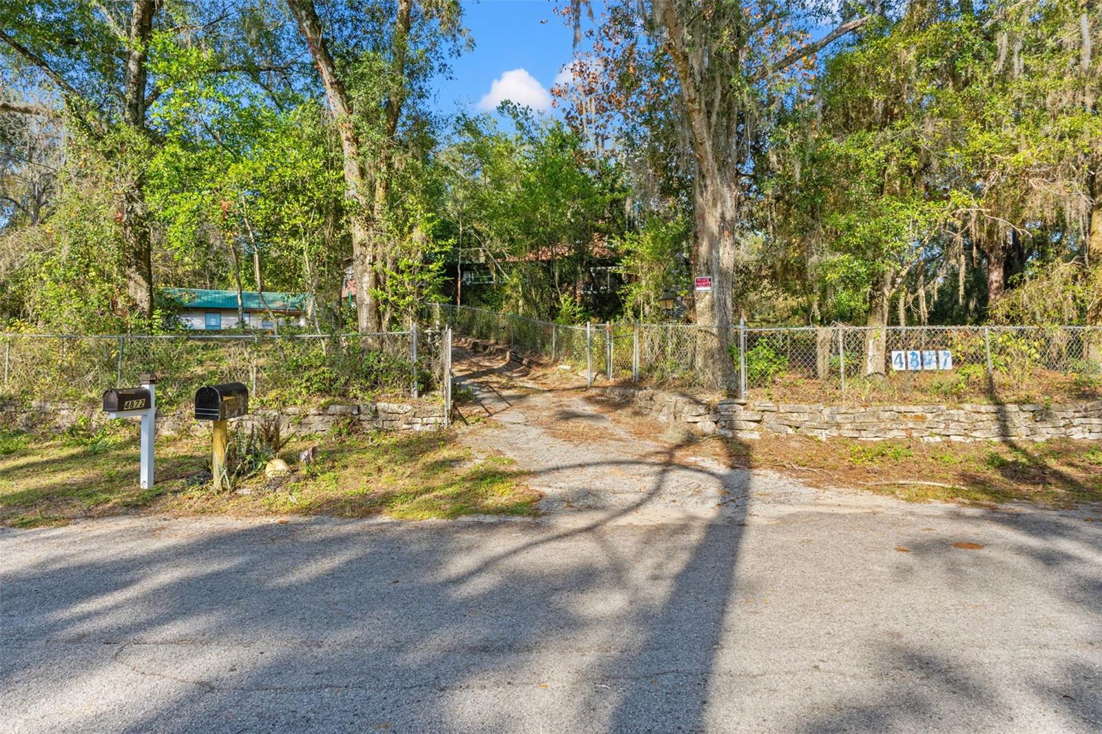 CAMELOT - Residential