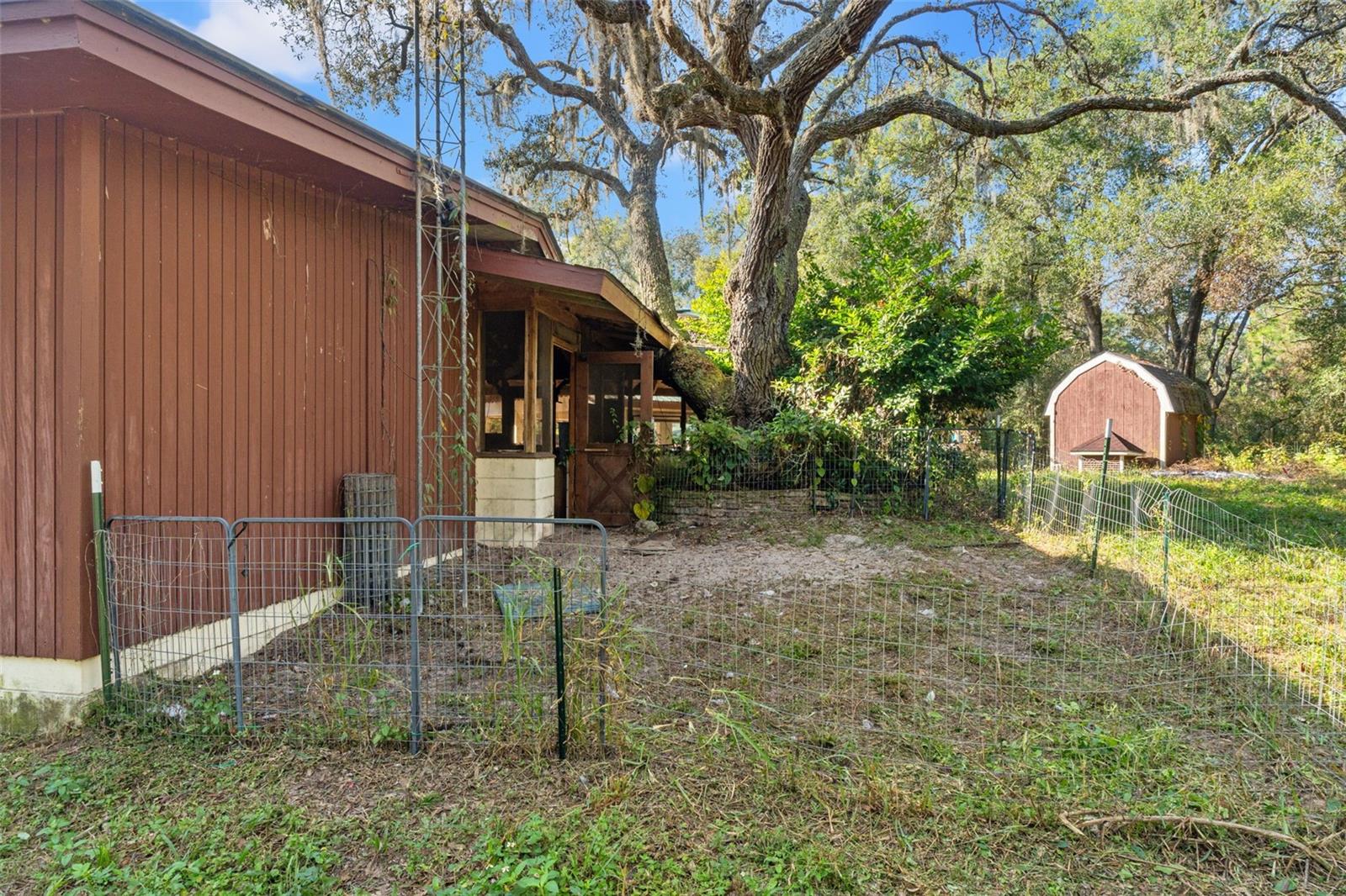 CAMELOT - Residential