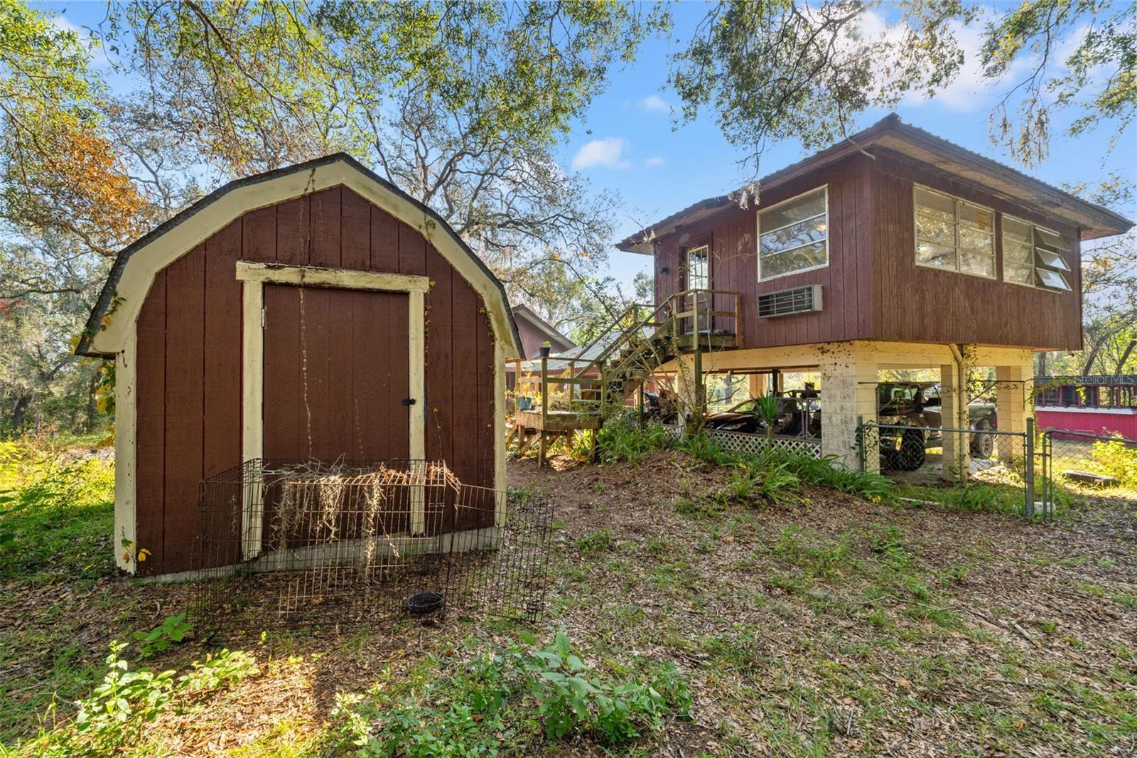 CAMELOT - Residential