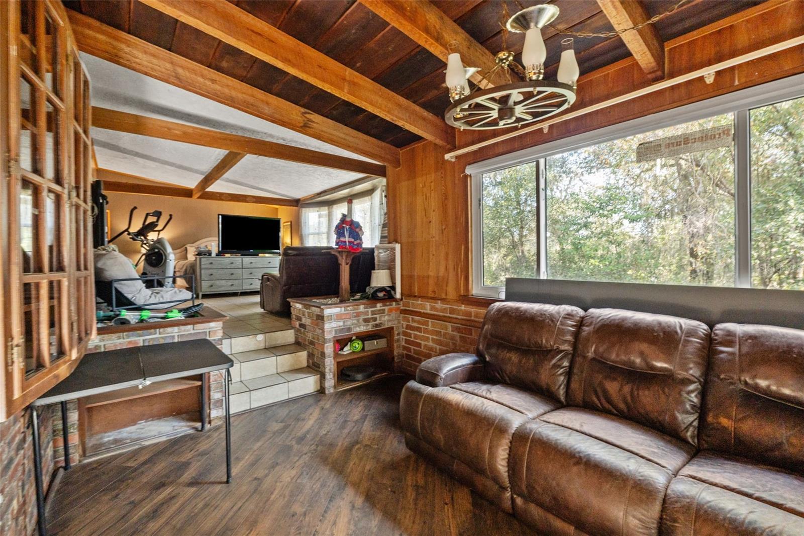 CAMELOT - Residential