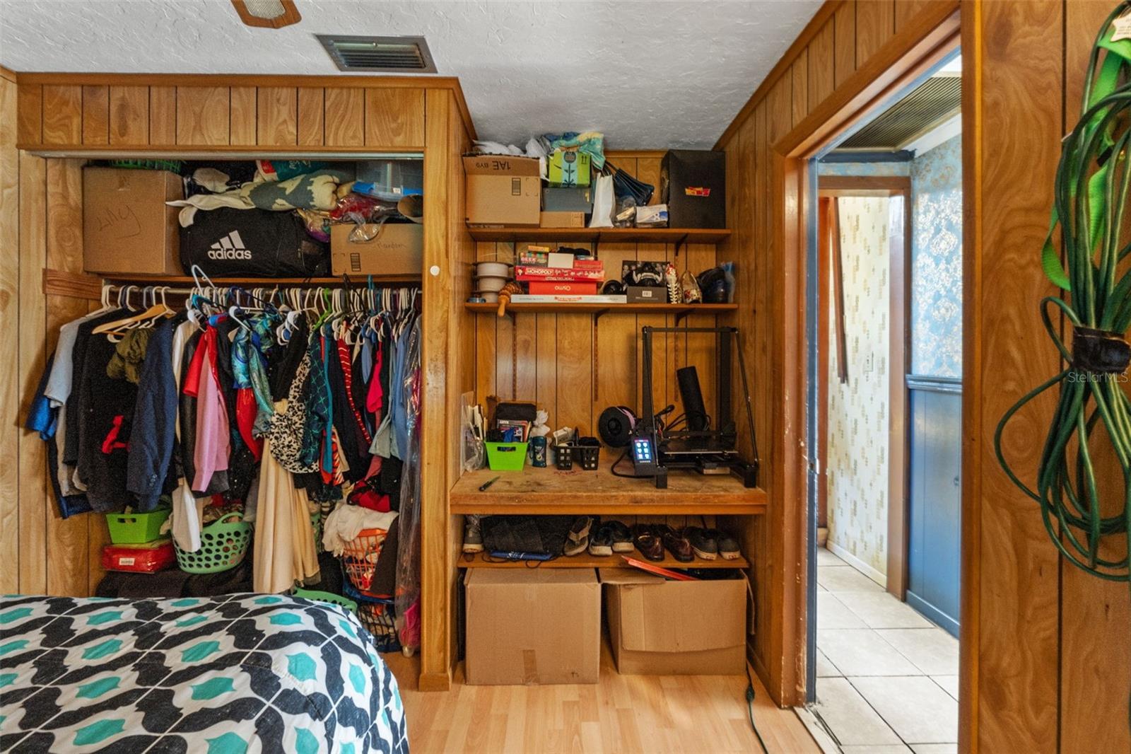 CAMELOT - Residential