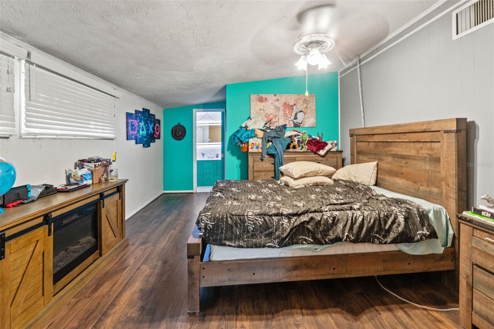 CAMELOT - Residential