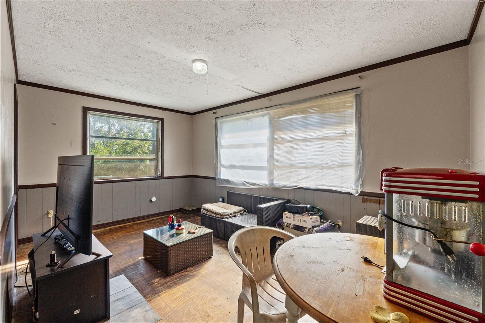 CAMELOT - Residential