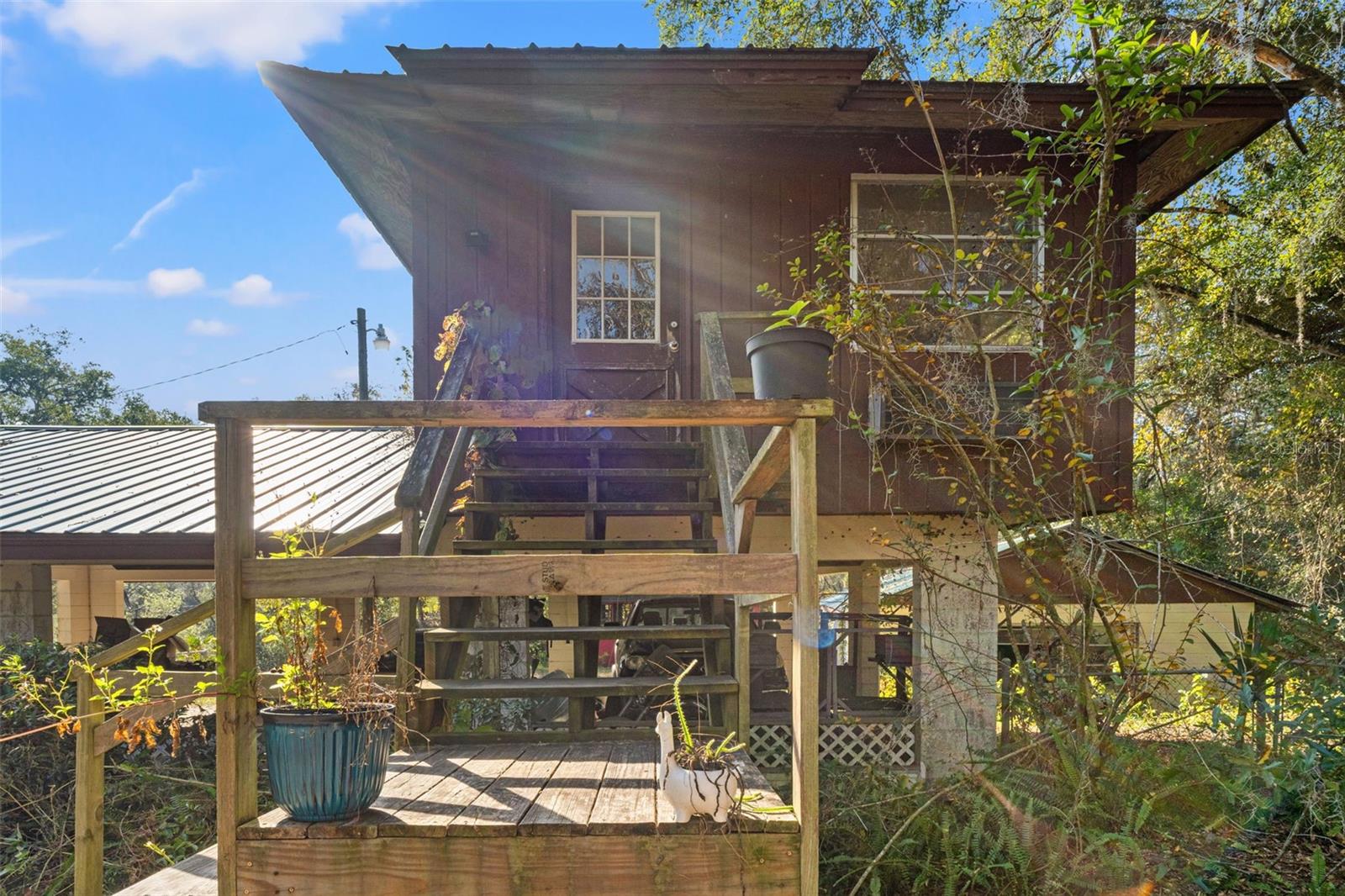 CAMELOT - Residential