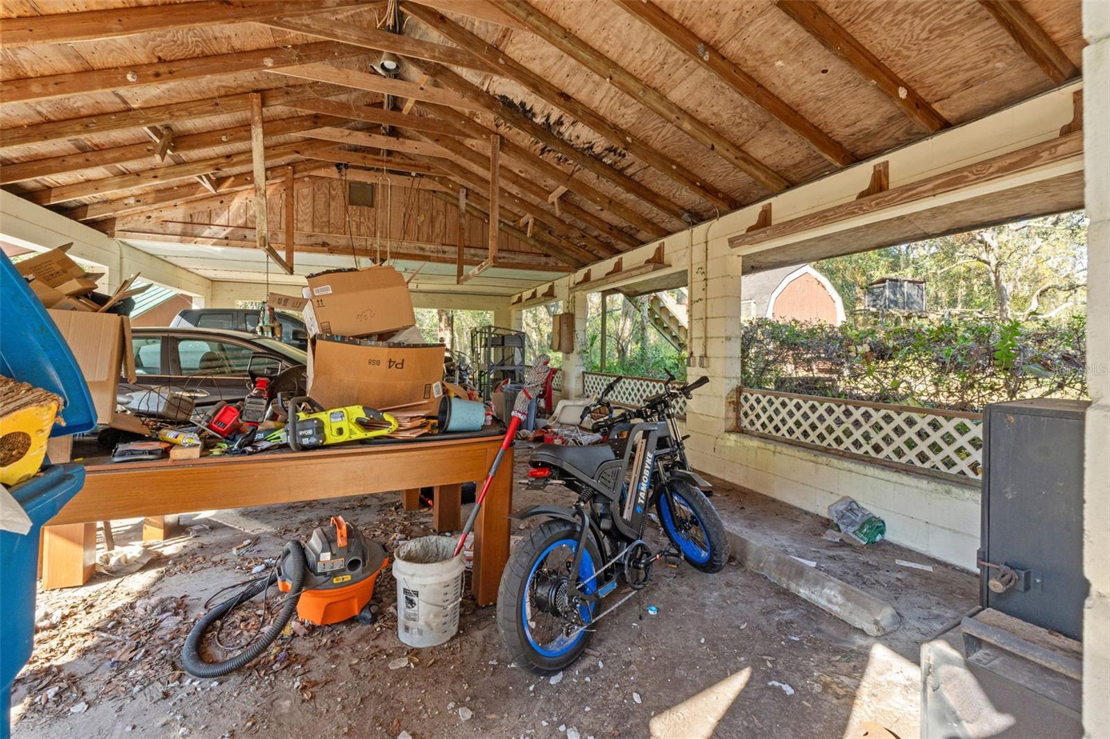 CAMELOT - Residential