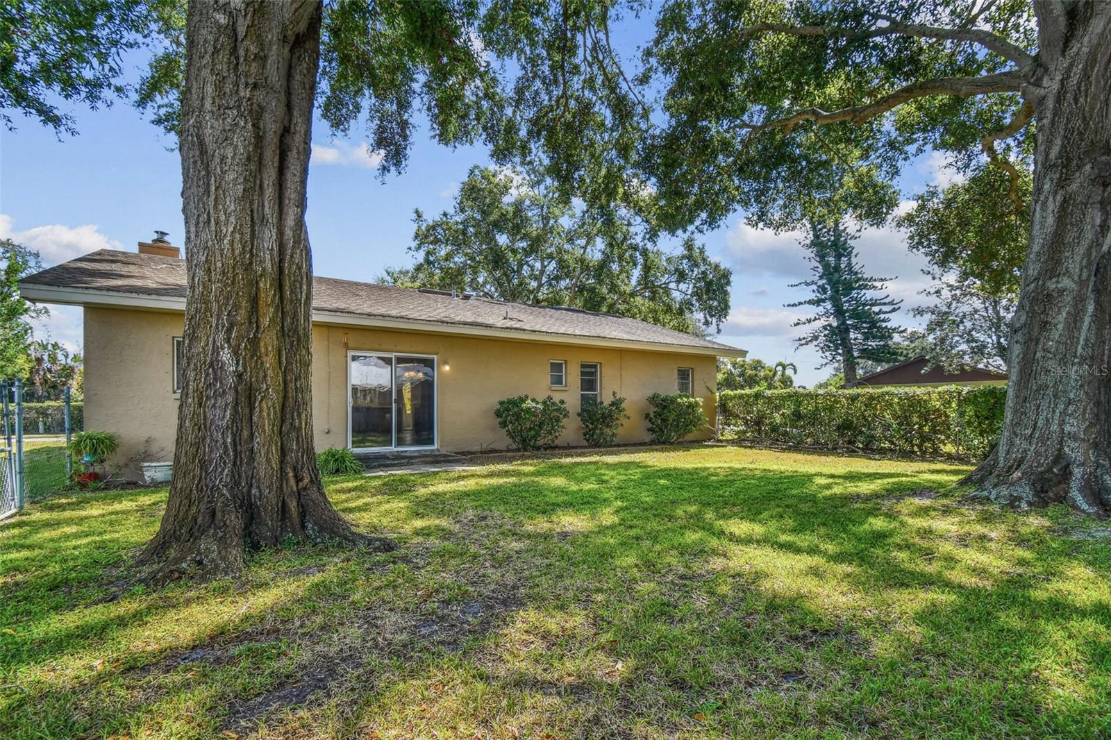 BEACON GROVES UNIT VI - Residential