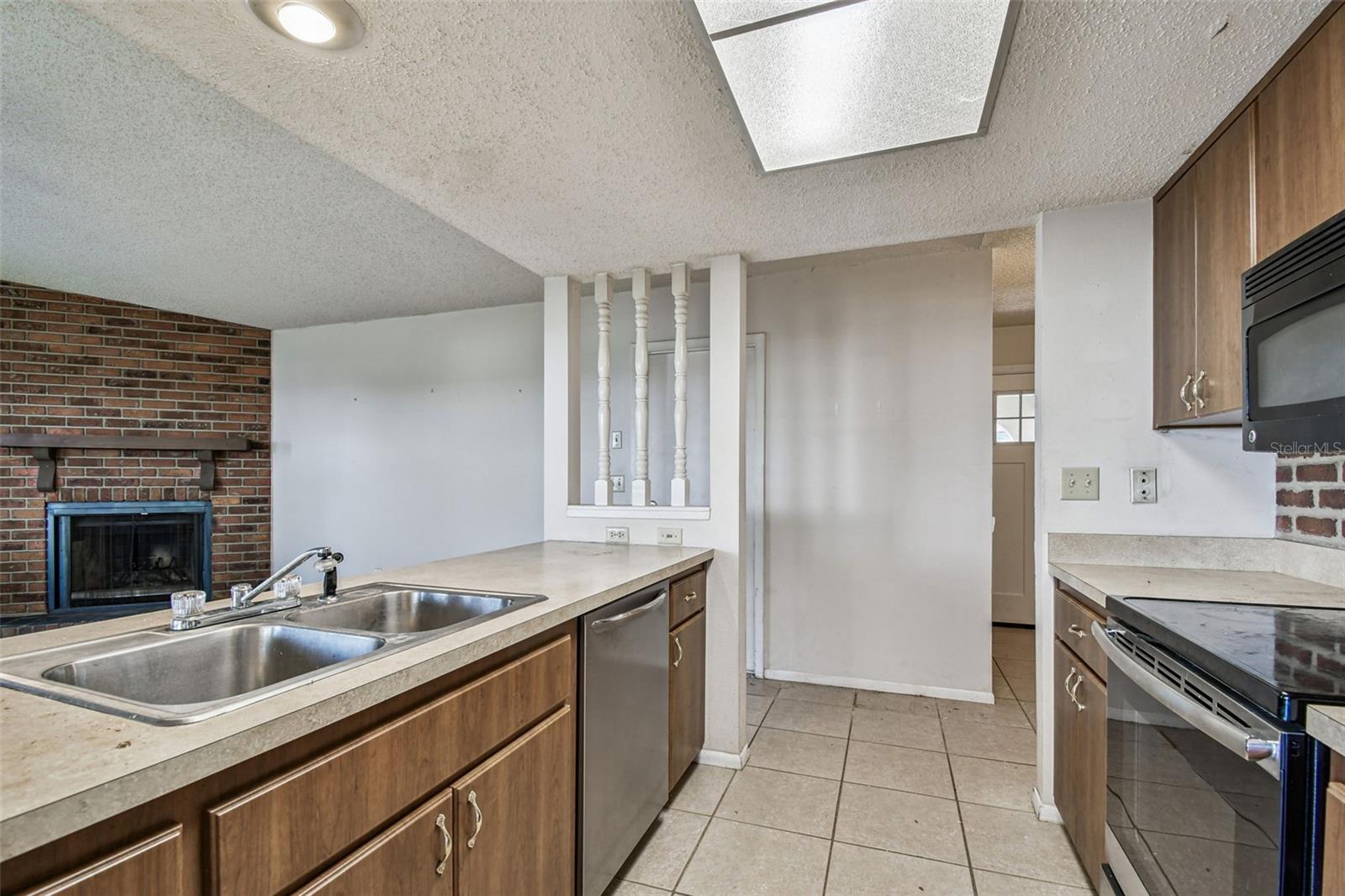 BEACON GROVES UNIT VI - Residential