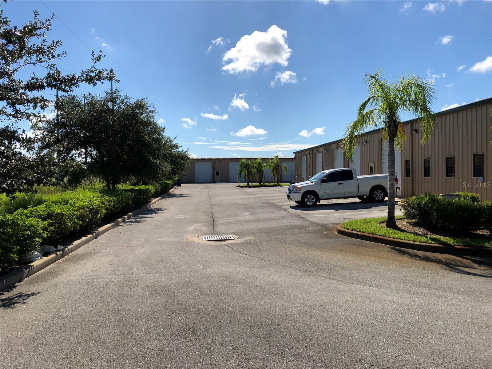 RESMONDO - Commercial Sale