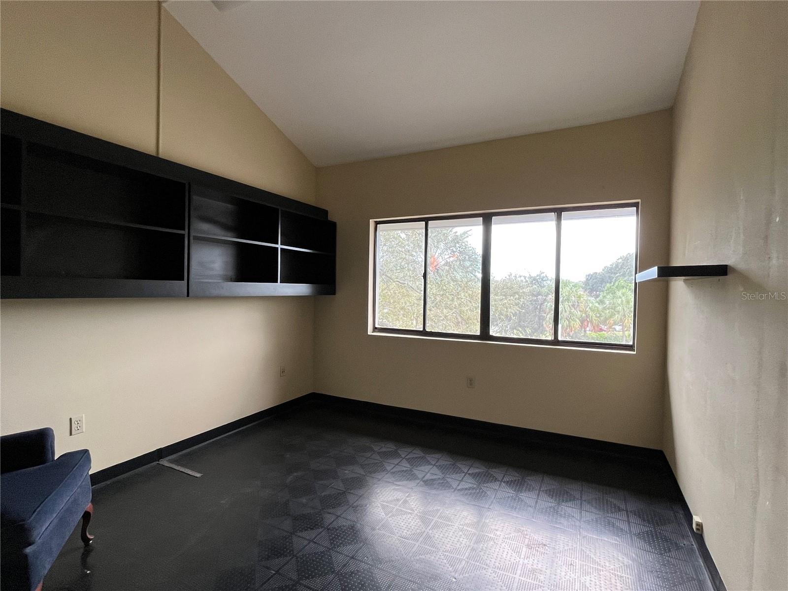 KENNEDY OAKS CONDO - Commercial Sale