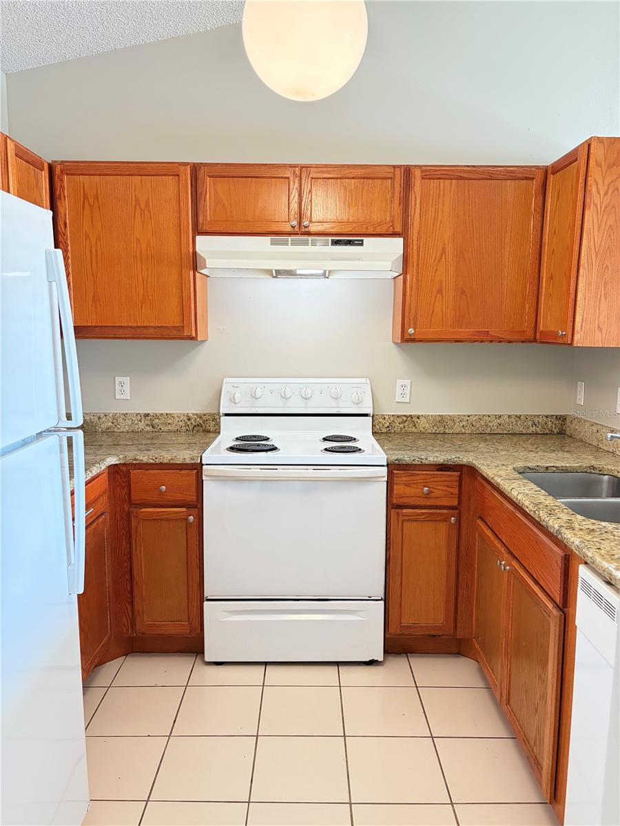 1224 ROMA COURT