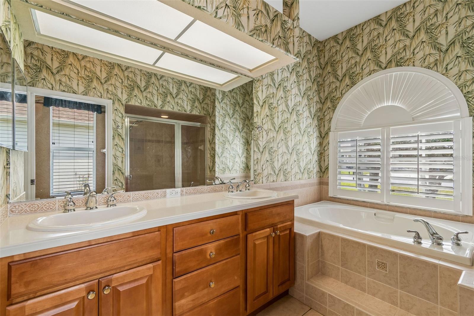 GROVES PH 01A - Residential