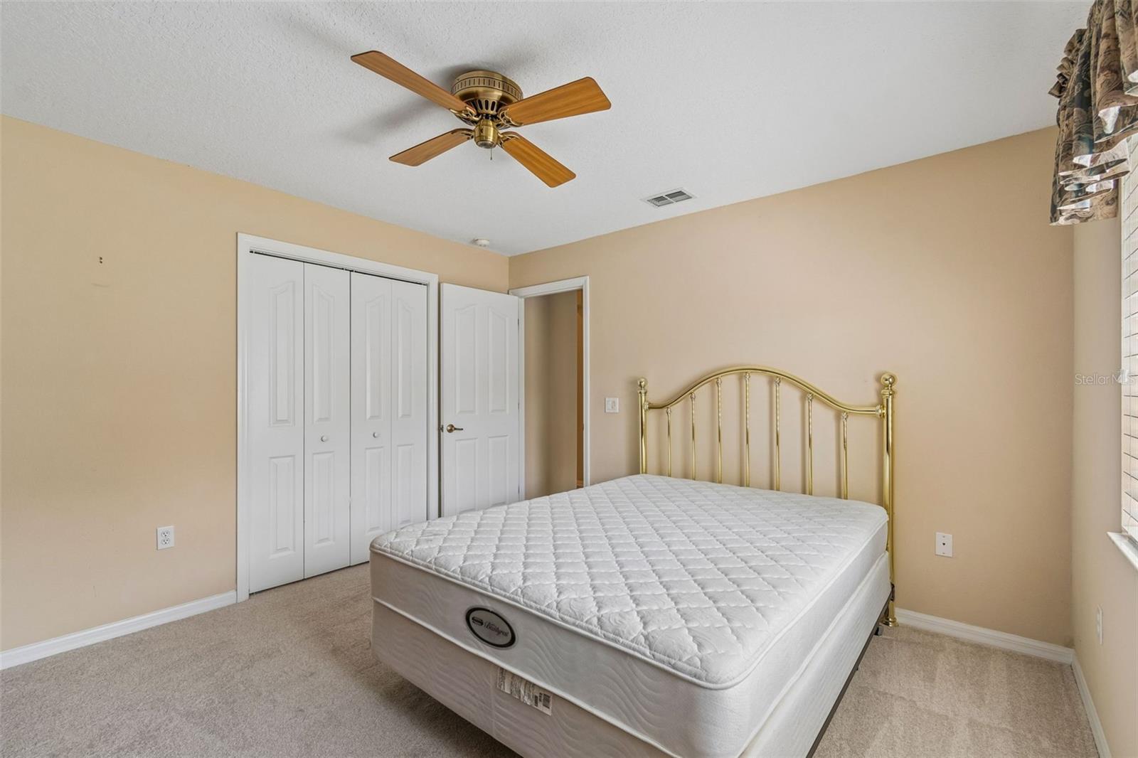 GROVES PH 01A - Residential