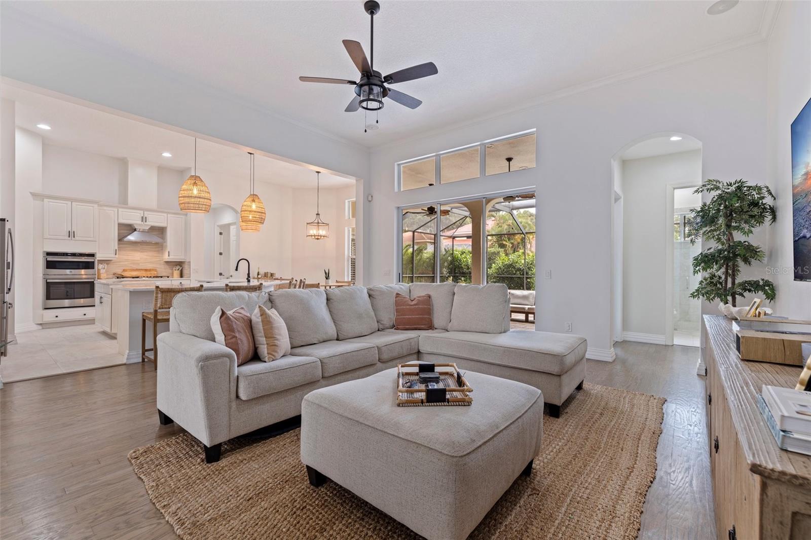 1936 FLORESTA VIEW DRIVE
