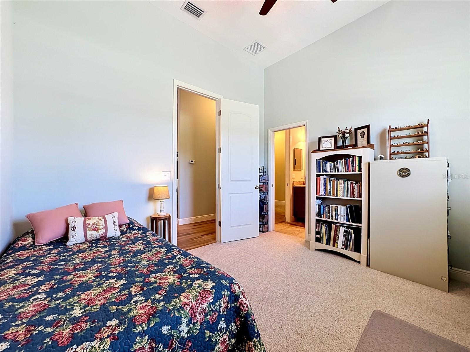 FOXBROOK PH III C - Residential