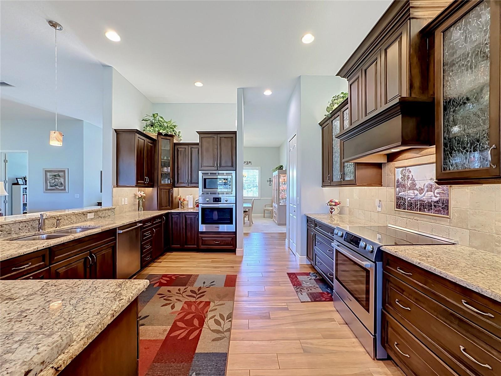 FOXBROOK PH III C - Residential