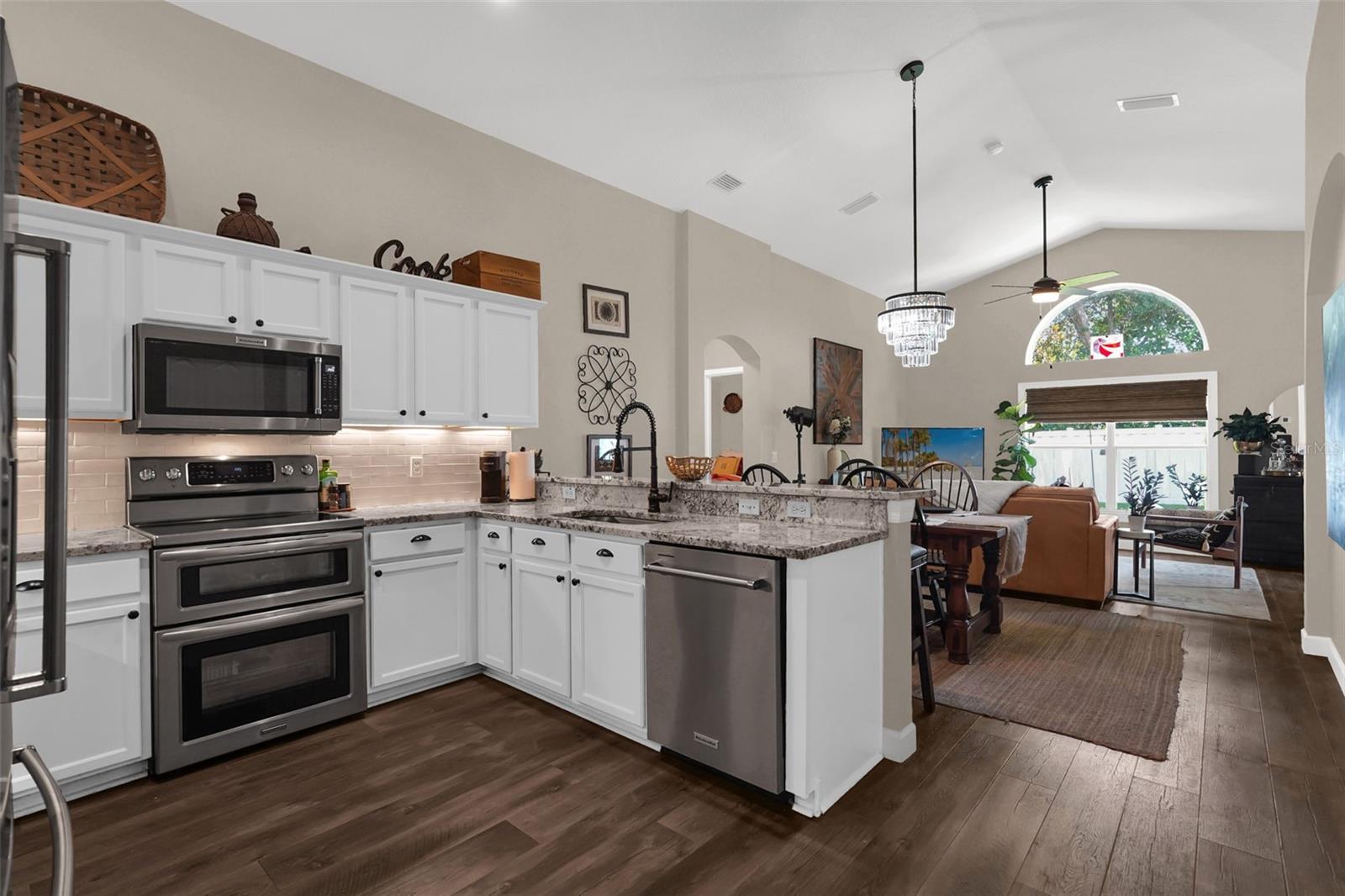 1393 WAUKON CIRCLE
