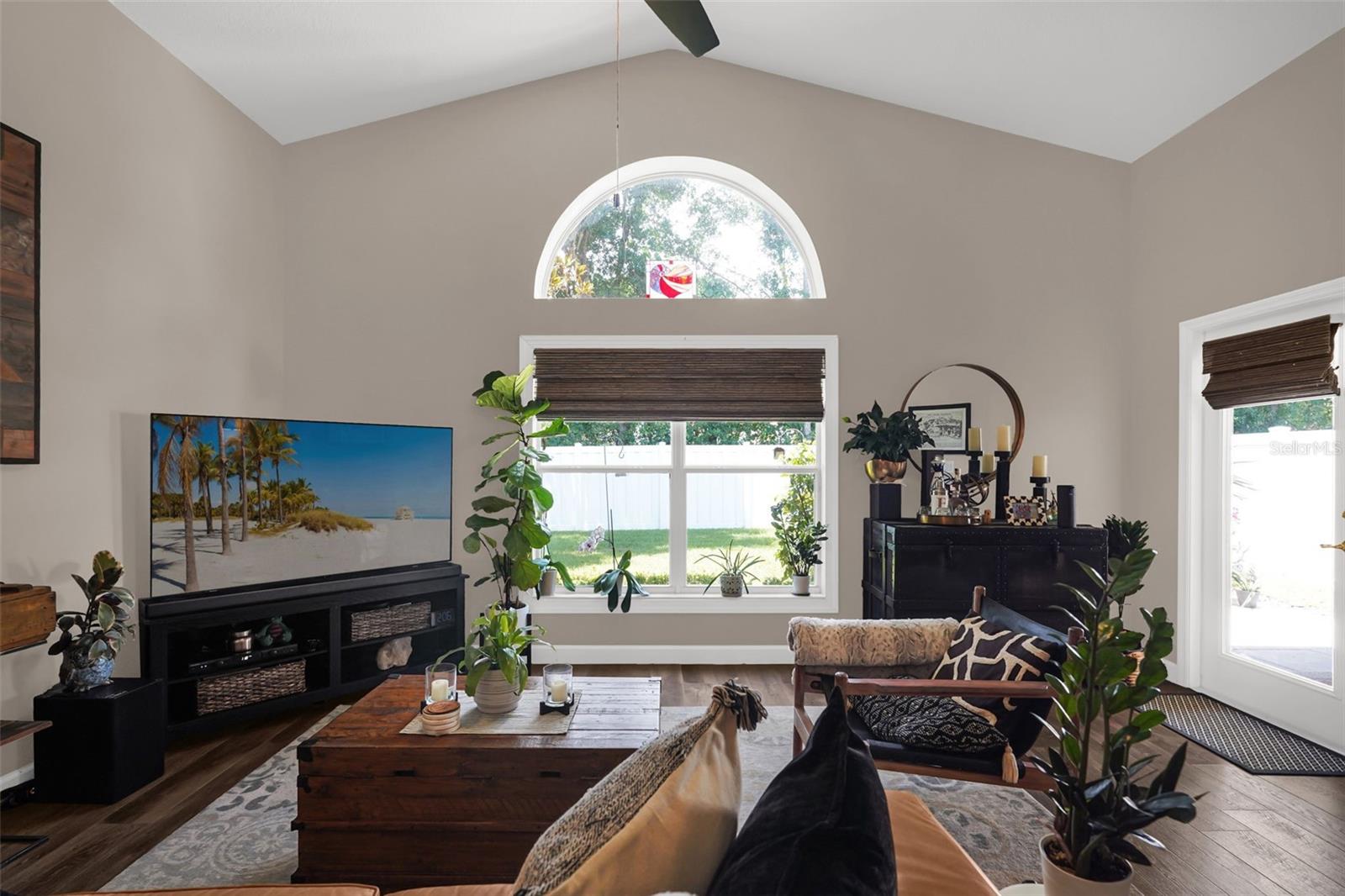 1393 WAUKON CIRCLE