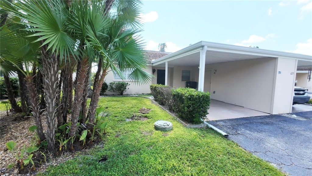 Photo of 623 Park Circle, Bradenton, FL 34207 (MLS # TB8430433)