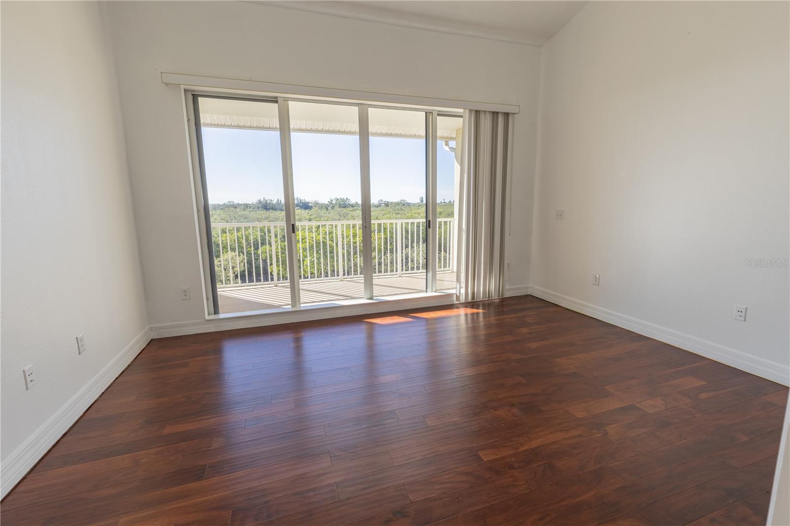 BAHIA BEACH TWNHMS PH 2 - Residential