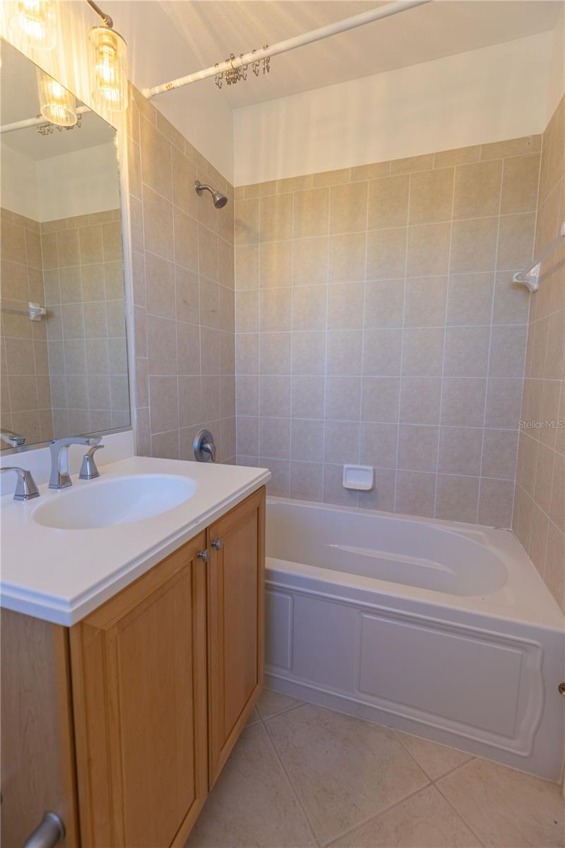 BAHIA BEACH TWNHMS PH 2 - Residential